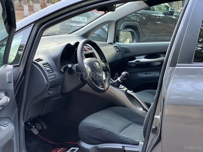Toyota Auris 2008, 299,000 km - 1.4 l - Sumqayıt