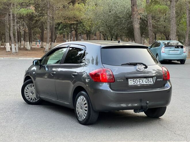 Toyota Auris 2008, 299,000 km - 1.4 l - Sumqayıt