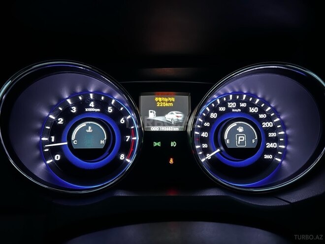 Hyundai Sonata 2010, 195,000 km - 2.0 л - Bakı