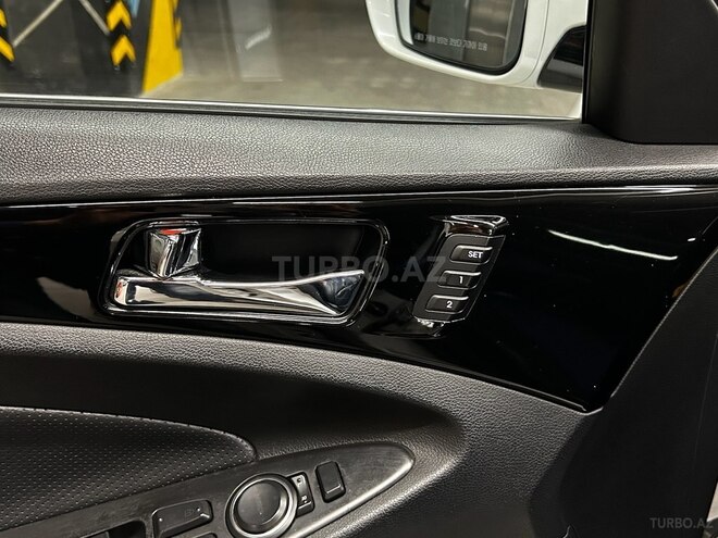 Hyundai Sonata 2010, 195,000 km - 2.0 л - Bakı