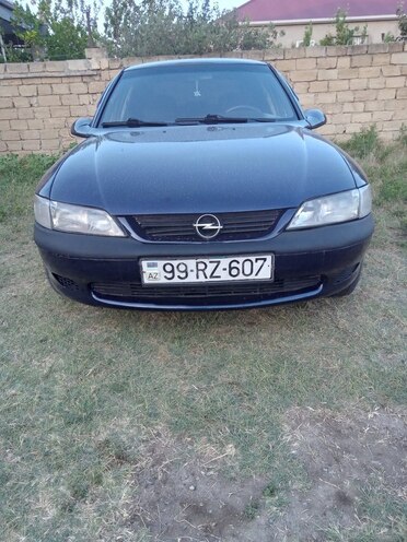 Opel Vectra 1998, 211,340 km - 1.6 l - Sumqayıt