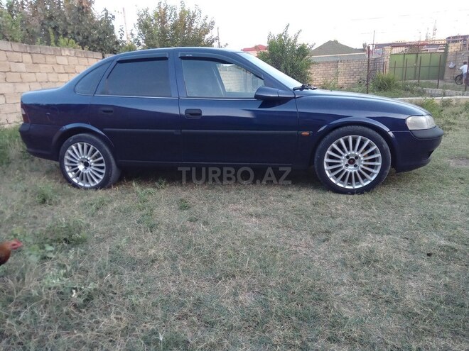 Opel Vectra 1998, 211,340 km - 1.6 l - Sumqayıt
