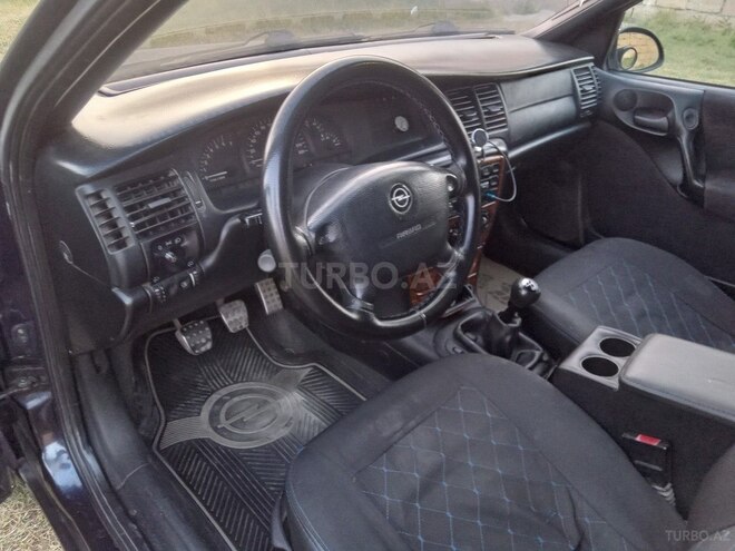 Opel Vectra 1998, 211,340 km - 1.6 l - Sumqayıt
