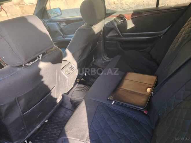 Mercedes E 230 1996, 380,000 km - 2.3 l - Qusar