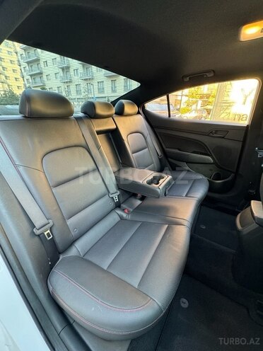Hyundai Elantra 2016, 102,000 km - 1.6 л - Bakı