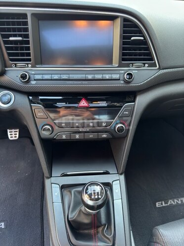 Hyundai Elantra 2016, 102,000 km - 1.6 л - Bakı