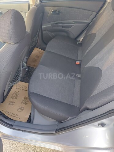 Kia Rio 2008, 369,211 km - 1.5 l - Qazax