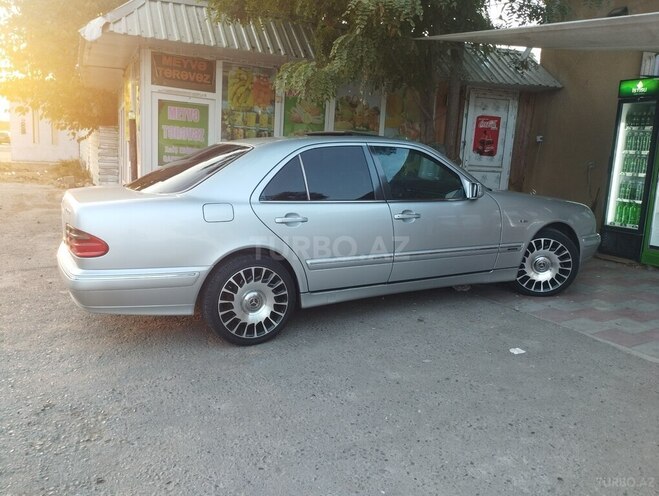 Mercedes E 320 2001, 225,000 km - 3.2 l - Bərdə