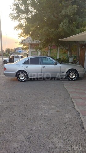 Mercedes E 320 2001, 225,000 km - 3.2 l - Bərdə