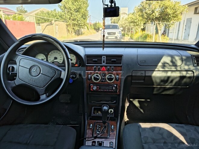 Mercedes C 220 d 2000, 592,000 km - 2.2 l - Bakı