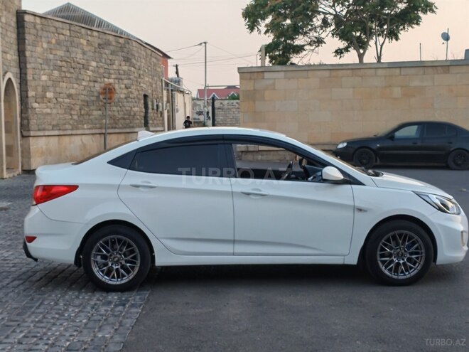 Hyundai Accent 2013, 247,700 km - 1.4 l - Bakı