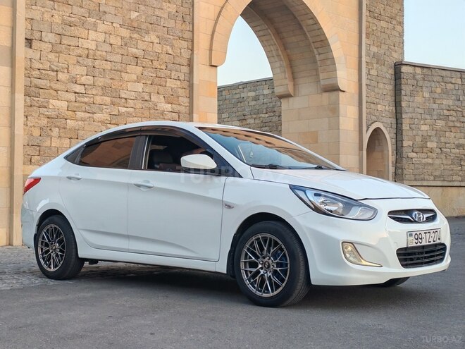 Hyundai Accent 2013, 247,700 km - 1.4 l - Bakı