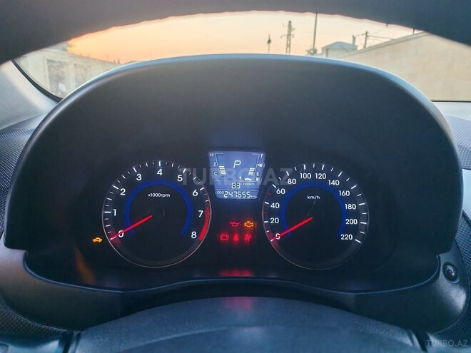Hyundai Accent 2013, 247,700 km - 1.4 l - Bakı