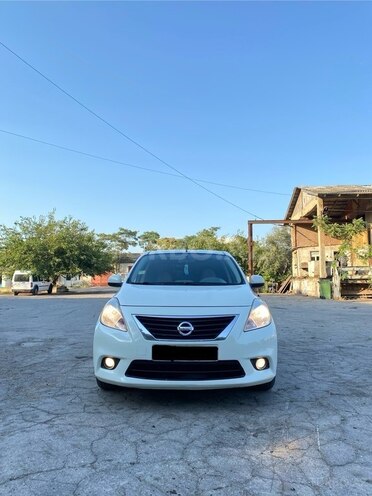 Nissan Sunny 2012, 215,204 km - 1.5 л - Bakı