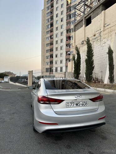 Hyundai Elantra 2018, 162,544 km - 2.0 л - Bakı