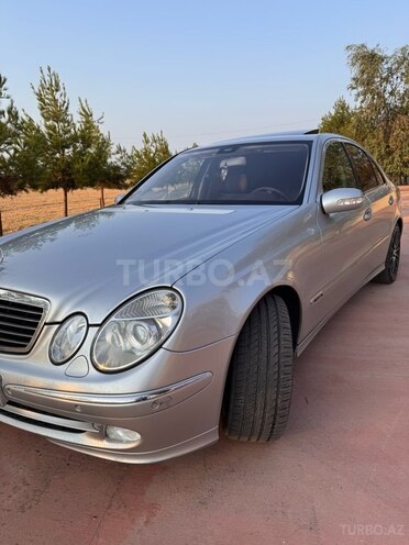 Mercedes E 220 d 2002, 348,546 km - 2.2 l - Masallı