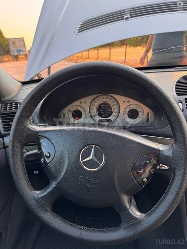 Mercedes E 220 d 2002, 348,546 km - 2.2 l - Masallı