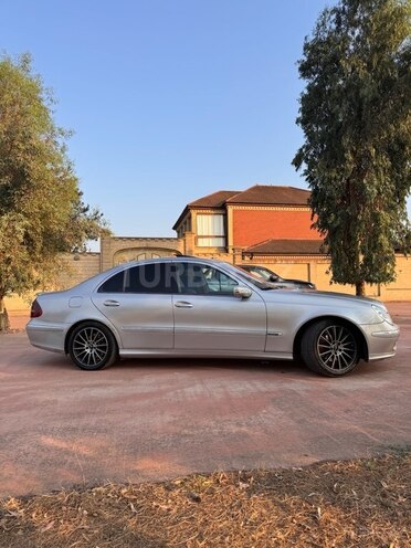 Mercedes E 220 d 2002, 348,546 km - 2.2 l - Masallı
