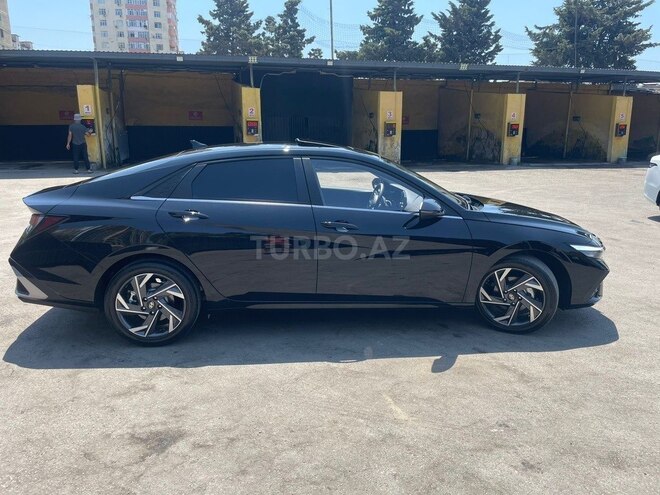 Hyundai Elantra 2025, 4,000 km - 1.5 л - Bakı