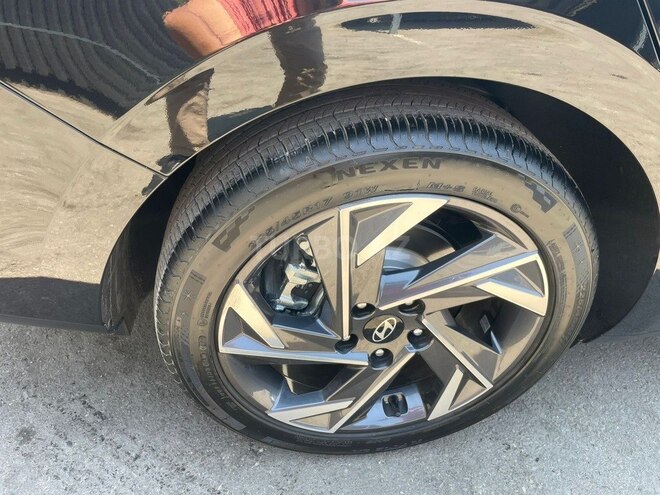 Hyundai Elantra 2025, 4,000 km - 1.5 л - Bakı