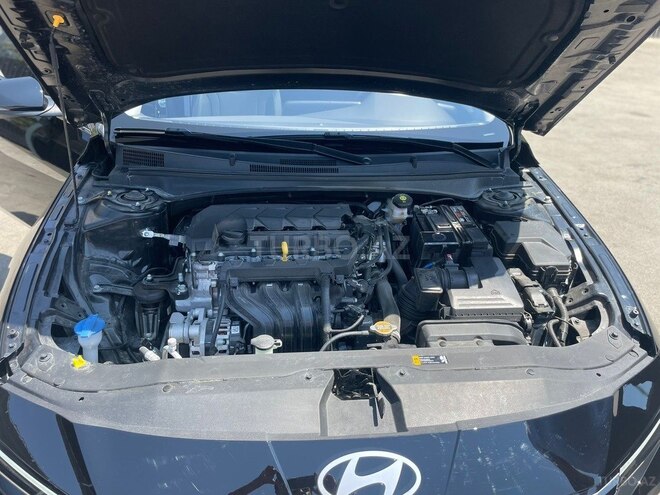 Hyundai Elantra 2025, 4,000 km - 1.5 л - Bakı