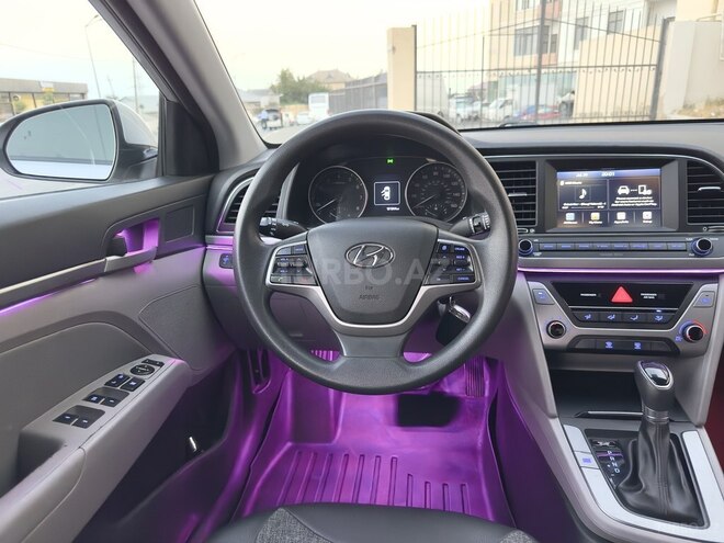 Hyundai Elantra 2018, 162,544 km - 2.0 л - Bakı