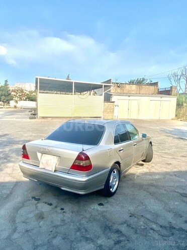 Mercedes C 230 1999, 180,000 km - 2.3 l - Bakı