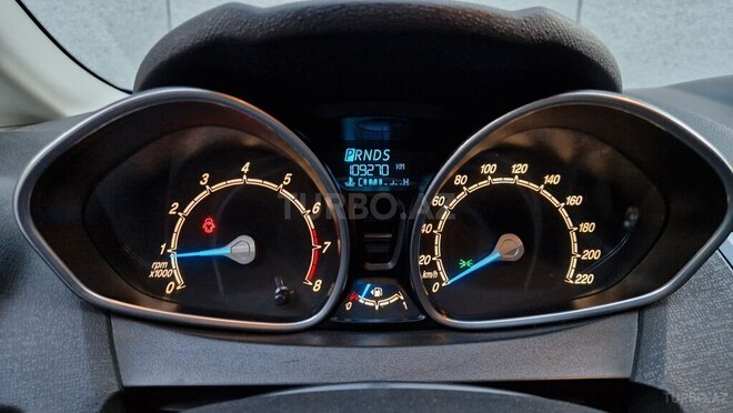 Ford Fiesta 2013, 109,000 km - 1.6 l - Bakı