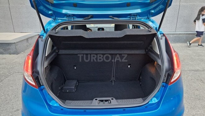 Ford Fiesta 2013, 109,000 km - 1.6 l - Bakı