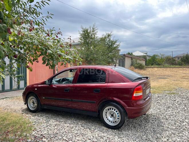 Opel Astra 1998, 237,275 km - 1.6 l - Quba