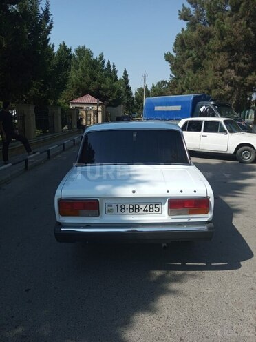 LADA (VAZ) 2107 1988, 165,000 km - 1.6 л - Salyan