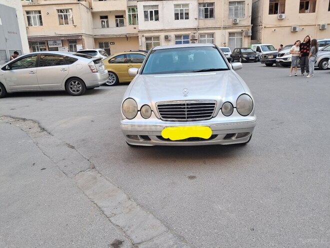 Mercedes E 220 d 2000, 455,000 km - 2.2 л - Bakı