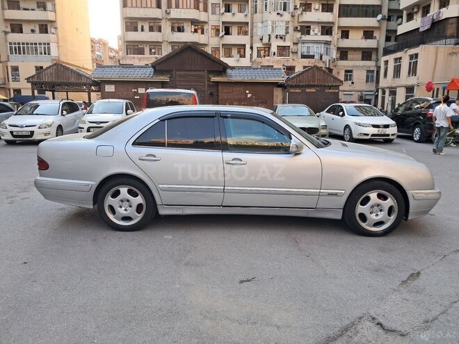 Mercedes E 220 d 2000, 455,000 km - 2.2 л - Bakı