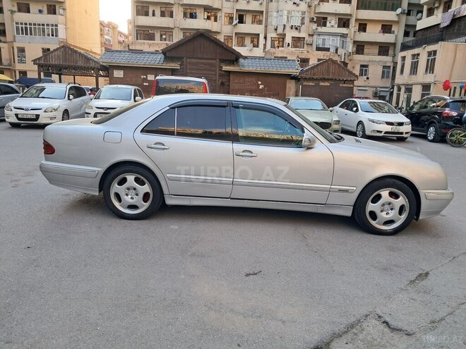 Mercedes E 220 d 2000, 455,000 km - 2.2 л - Bakı