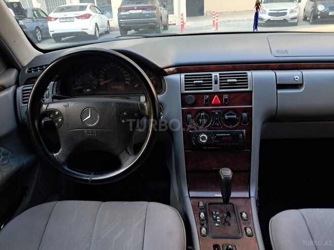 Mercedes E 220 d 2000, 455,000 km - 2.2 л - Bakı