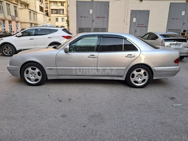 Mercedes E 220 d 2000, 455,000 km - 2.2 л - Bakı