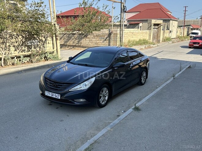 Hyundai Sonata-15