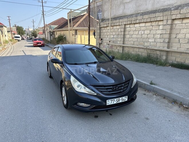 Hyundai Sonata-17