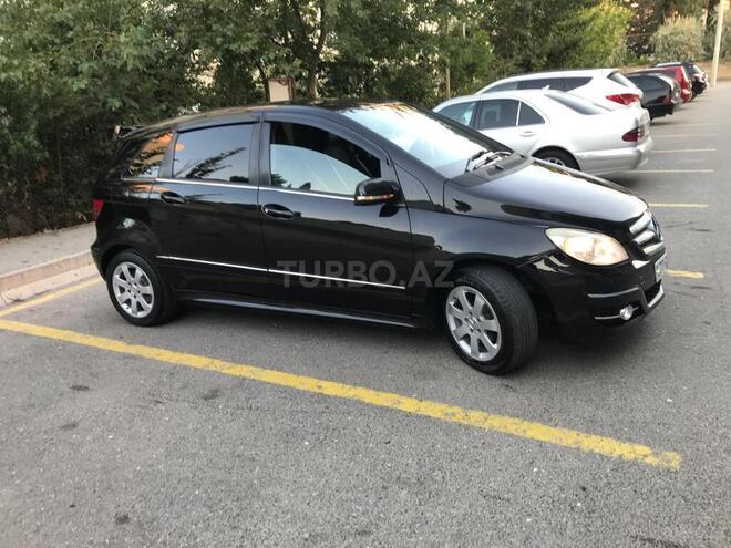 Mercedes B 170 2009, 187,000 km - 1.7 l - Sumqayıt