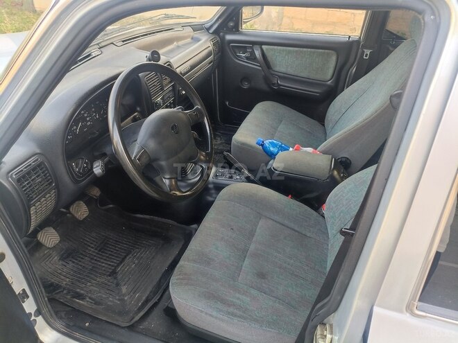 GAZ 3110 2003, 298,000 km - 2.3 l - Şamaxı