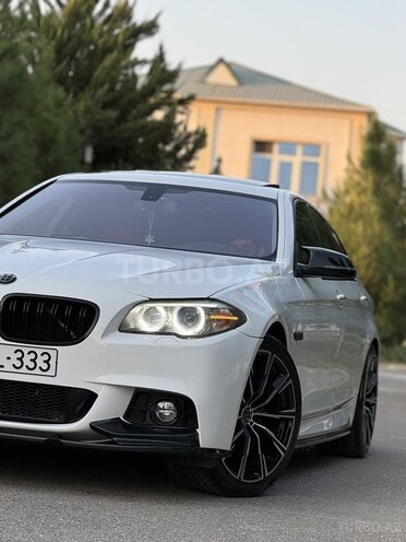 BMW 528 2014, 230,000 km - 2.0 l - Saatlı