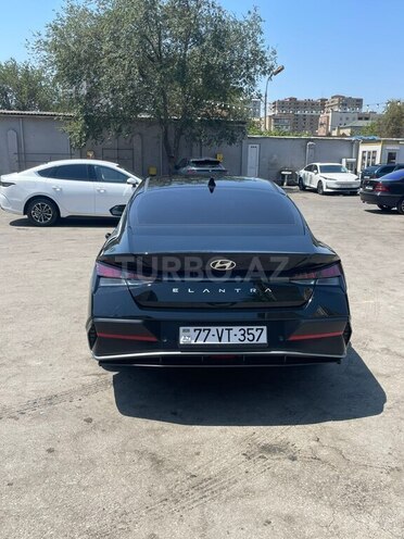 Hyundai Elantra 2025, 4,000 km - 1.5 л - Bakı