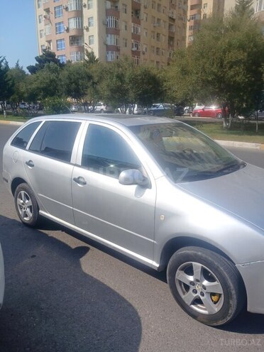 Skoda Fabia 2005, 288,000 km - 1.4 л - Sumqayıt