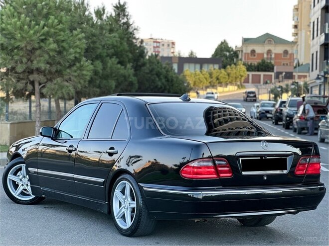 Mercedes E 240 2000, 210,000 km - 2.4 l - Bakı