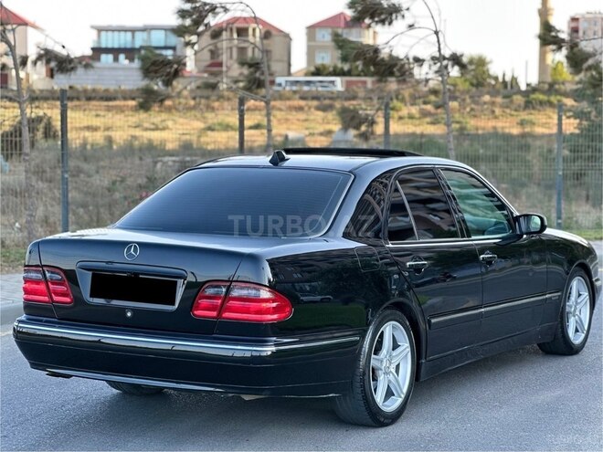 Mercedes E 240 2000, 210,000 km - 2.4 l - Bakı