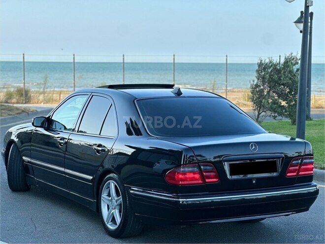 Mercedes E 240 2000, 210,000 km - 2.4 l - Bakı