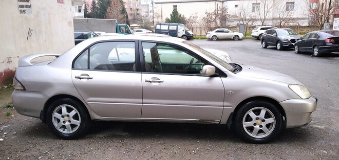 Mitsubishi Lancer 2006, 450,000 km - 1.6 l - Bakı