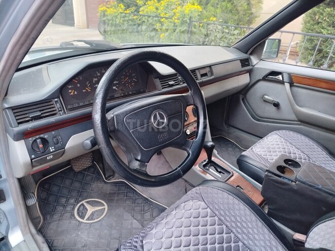 Mercedes E 200 d 1993, 386,524 km - 2.0 л - Bakı