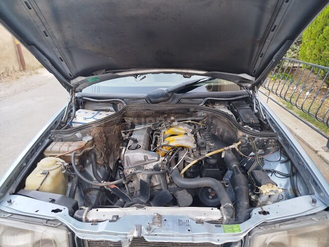 Mercedes E 200 d 1993, 386,524 km - 2.0 л - Bakı