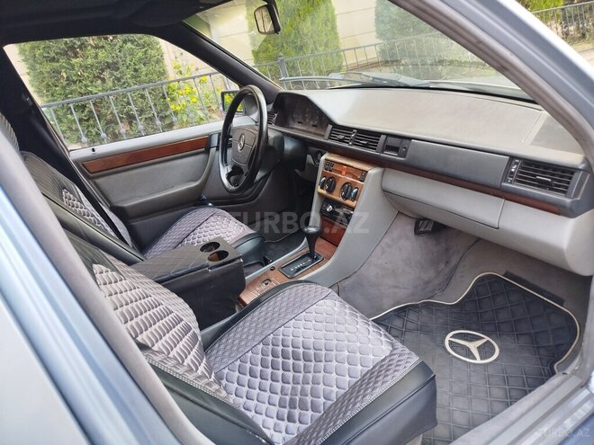 Mercedes E 200 d 1993, 386,524 km - 2.0 л - Bakı